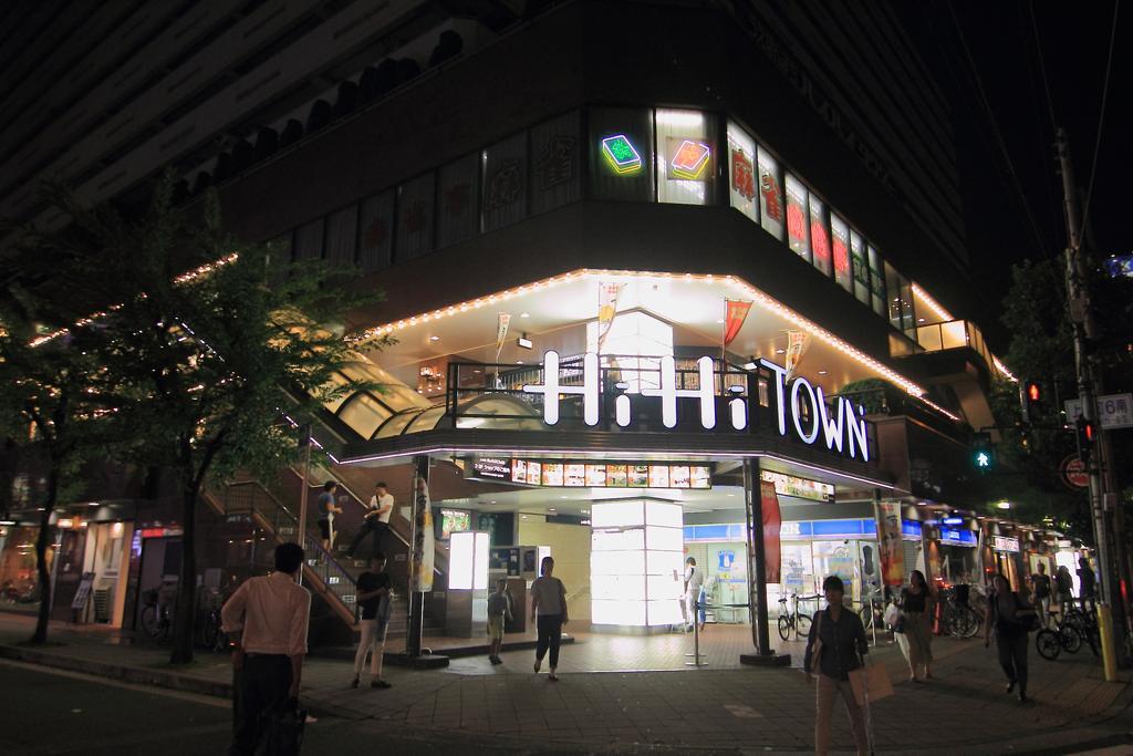 Yadokari Namba Hostel Osaka Exterior foto