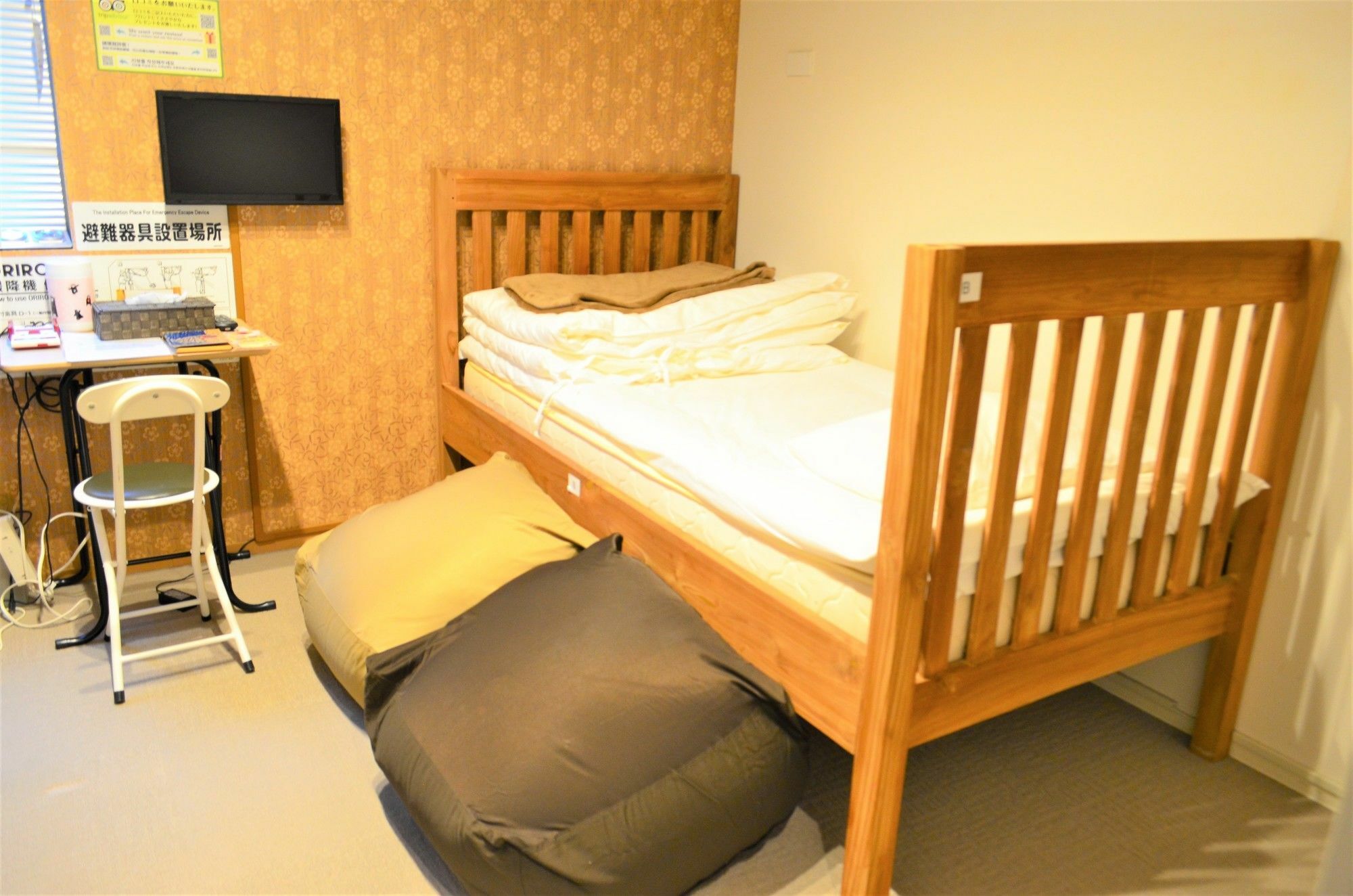 Yadokari Namba Hostel Osaka Exterior foto