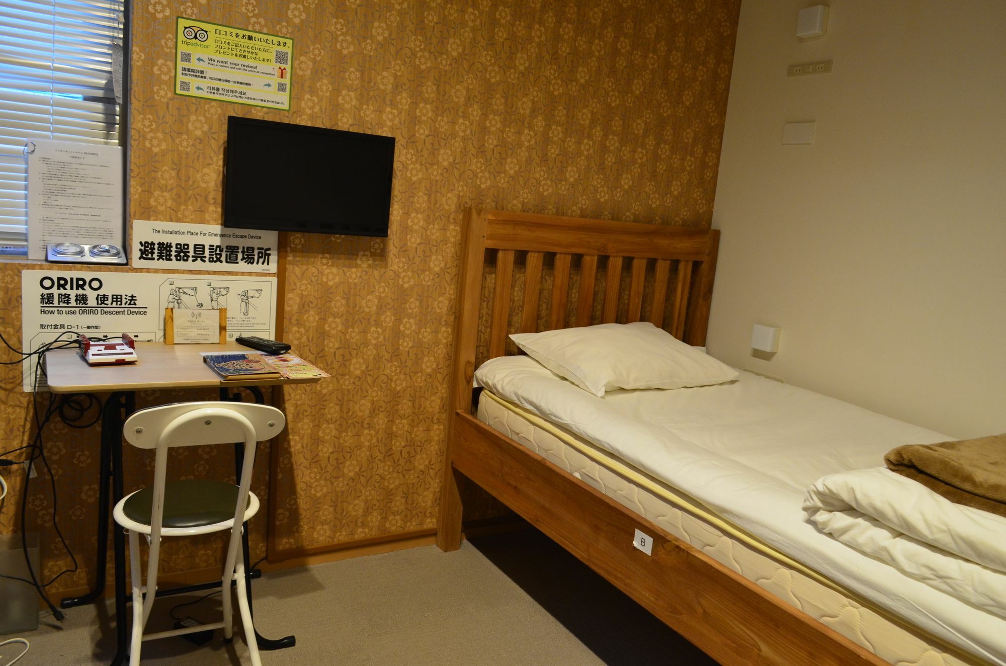 Yadokari Namba Hostel Osaka Exterior foto